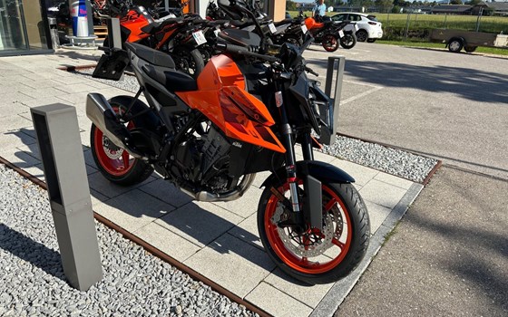 Gebrauchtmotorrad KTM 990 Duke - Bild 1