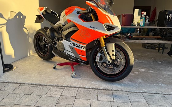 Gebrauchtmotorrad Ducati Panigale V4 S - Bild 1