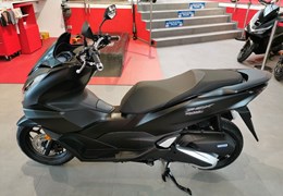 Neumotorrad Honda PCX125 DX