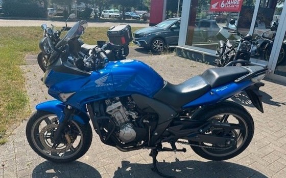 Gebrauchtmotorrad Honda CBF 600 S - Bild 8