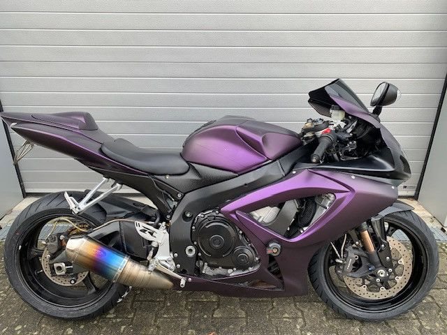 Suzuki GSX-R 750