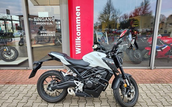 Gebrauchtmotorrad Honda CB125R - Bild 1