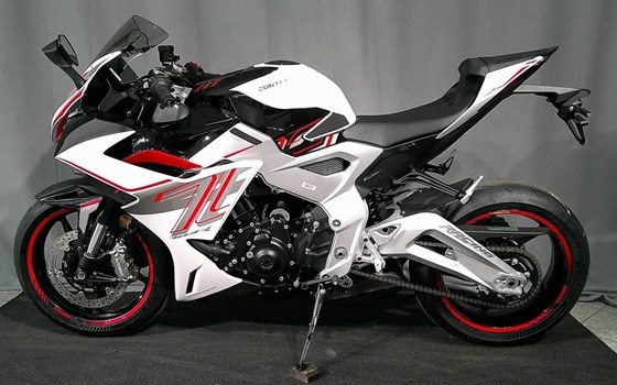 Gebrauchtmotorrad Zontes 703-RR - Bild 2