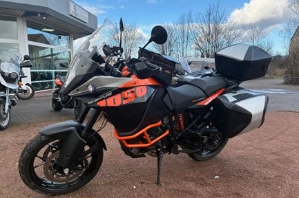 KTM 1050 Adventure