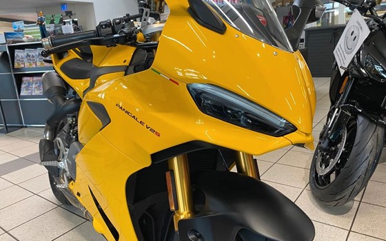 Neufahrzeug Ducati Panigale V2 S - Bild 13
