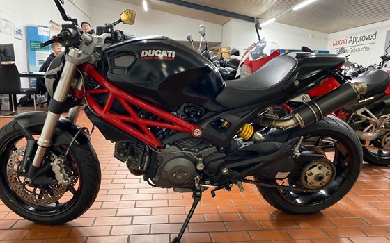 Gebrauchtmotorrad Ducati Monster 796 - Bild 7