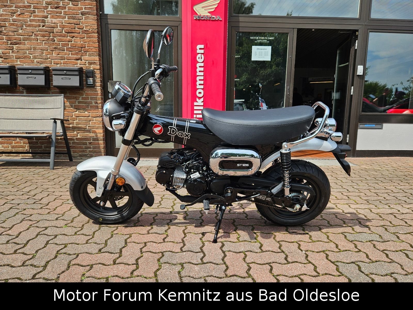 Honda Dax 125