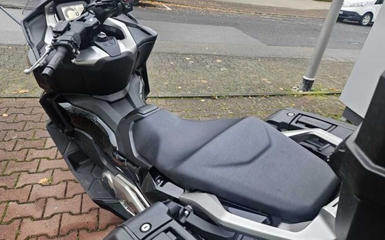 Gebrauchtmotorrad Honda Forza 750 - Bild 13