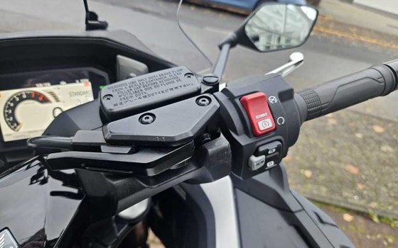 Gebrauchtmotorrad Honda Forza 750 - Bild 5