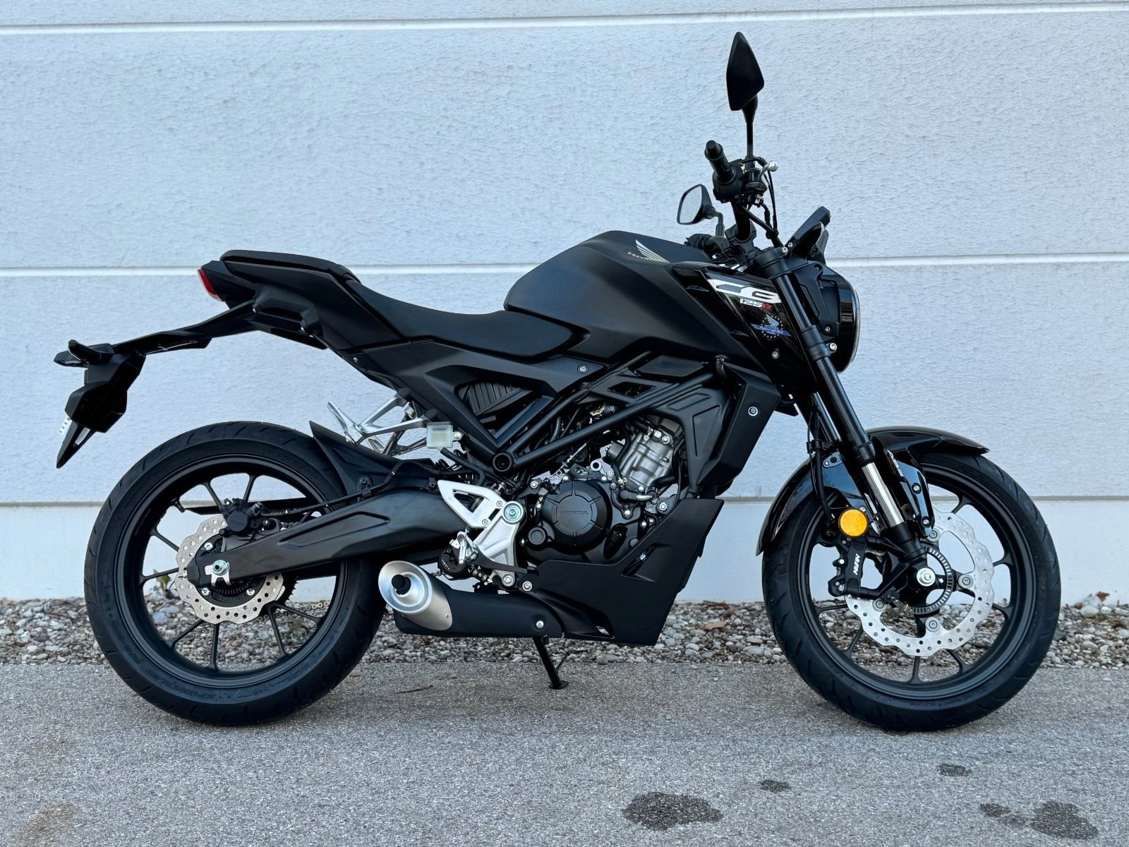 Honda CB125R