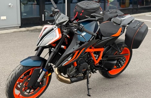 Gebrauchtmotorrad KTM 1290 Super Duke R EVO