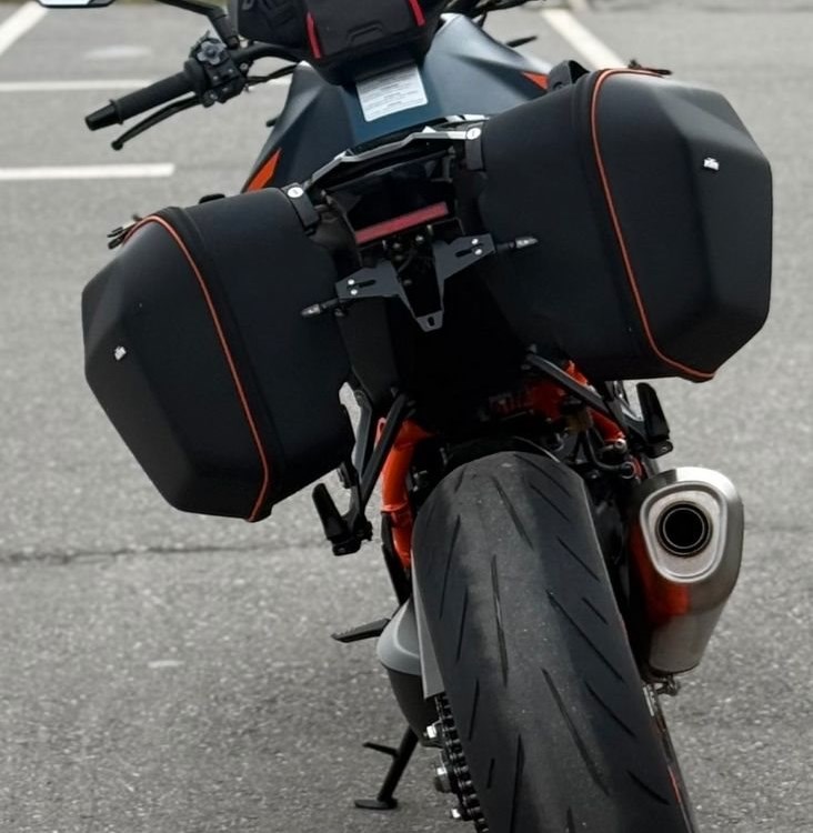 Angebot KTM 1290 Super Duke R EVO