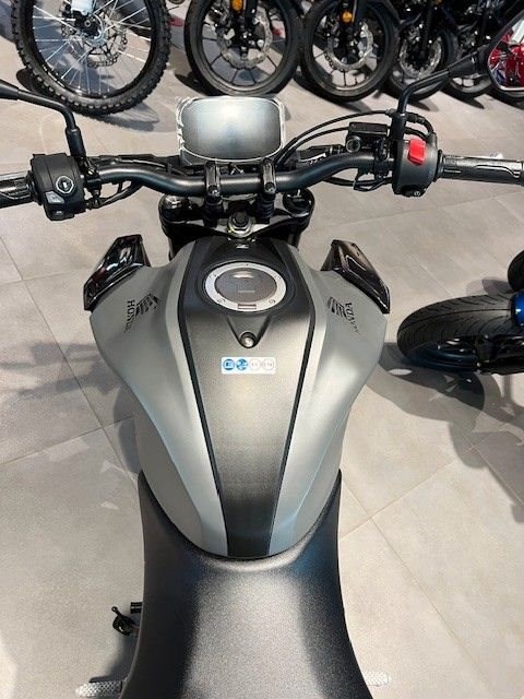 Angebot Honda CB125R