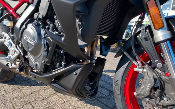 Gebrauchtmotorrad Suzuki GSX-8S - Bild 12