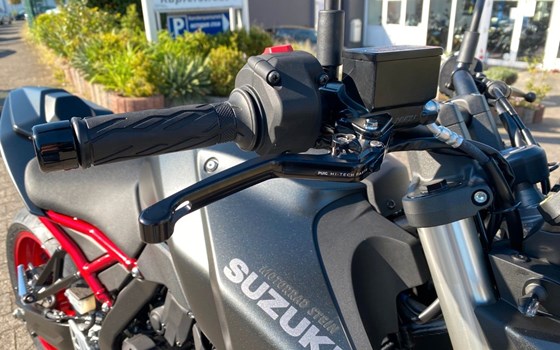 Gebrauchtmotorrad Suzuki GSX-8S - Bild 8