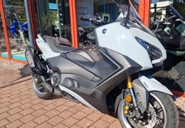 Neumotorrad Yamaha TMAX Tech MAX
