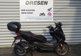 Neumotorrad Honda Forza 125 Special Edition