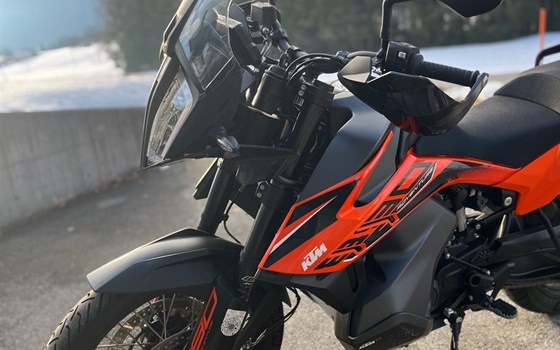 Gebrauchtmotorrad KTM 890 Adventure - Bild 2