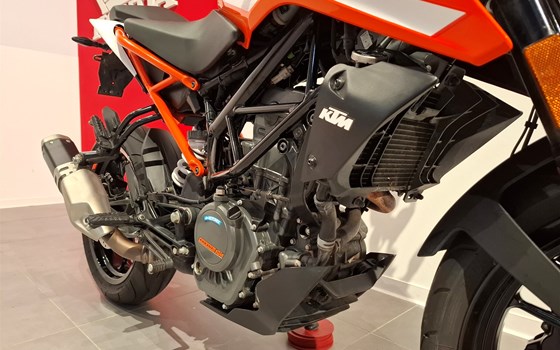 Gebrauchtmotorrad KTM 125 Duke - Bild 16