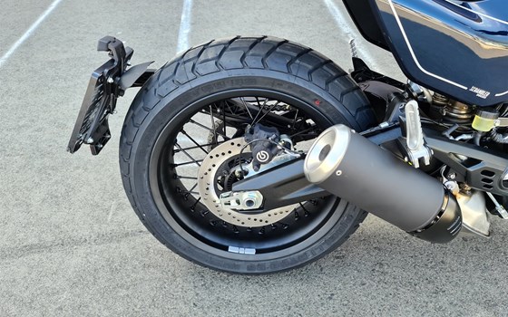 Gebrauchtmotorrad Ducati Scrambler Nightshift - Bild 4