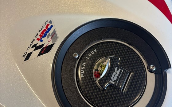 Gebrauchtmotorrad Honda CBR1000RR Fireblade - Bild 24