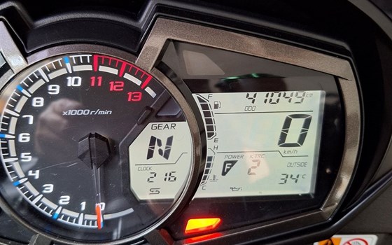 Gebrauchtmotorrad Kawasaki Z1000SX - Bild 7