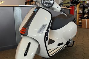 Angebot Vespa GTS 300 Super Sport
