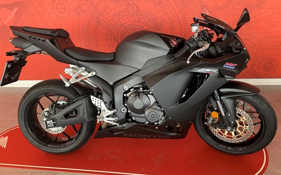 Gebrauchtmotorrad Honda CBR600RR - Bild 3