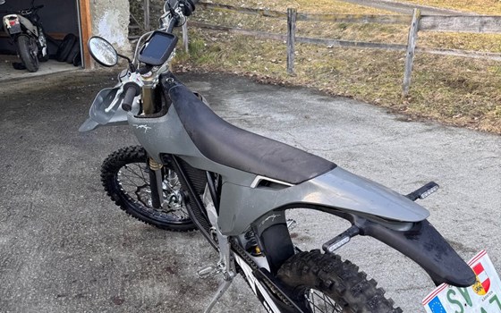 Gebrauchtmotorrad Stark Future Varg EX - Bild 3