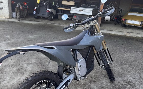 Gebrauchtmotorrad Stark Future Varg EX - Bild 2