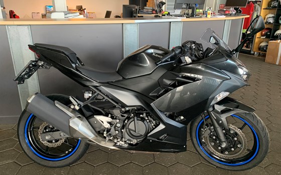 Gebrauchtmotorrad Kawasaki Ninja 400 - Bild 4
