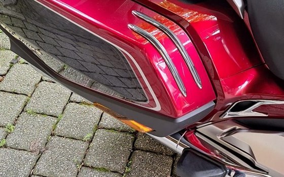 Gebrauchtmotorrad Honda GL 1800 Goldwing Tour DCT - Bild 2