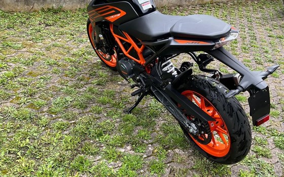 Gebrauchtmotorrad KTM 125 Duke - Bild 17