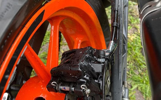 Gebrauchtmotorrad KTM 125 Duke - Bild 3