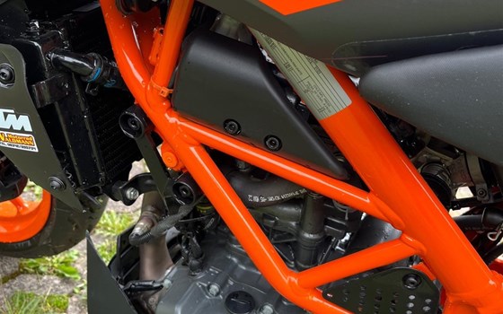 Gebrauchtmotorrad KTM 125 Duke - Bild 8