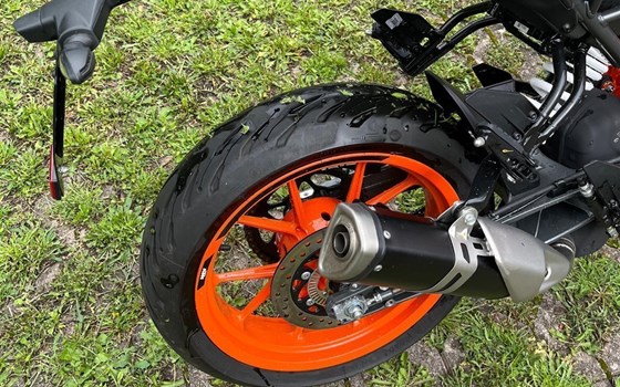 Gebrauchtmotorrad KTM 125 Duke - Bild 16