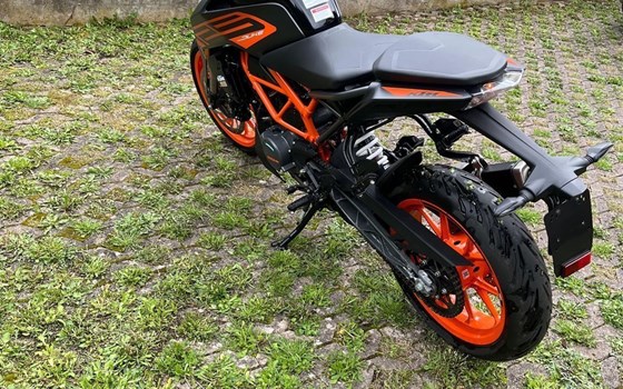 Gebrauchtmotorrad KTM 125 Duke - Bild 19