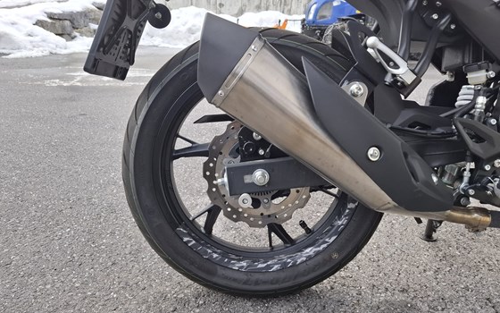 Gebrauchtmotorrad QJ Motor SRK 125 S - Bild 6