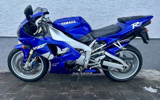 Gebrauchtmotorrad Yamaha R1 - Bild 2