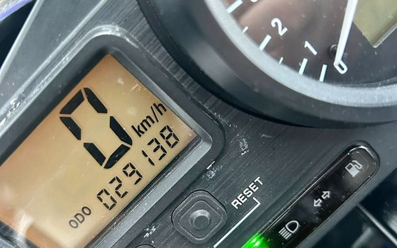 Gebrauchtmotorrad Yamaha R1 - Bild 4