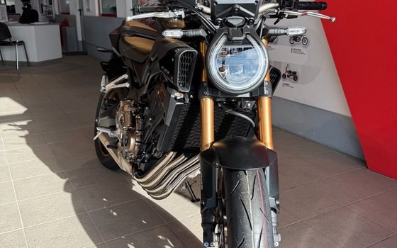 Gebrauchtmotorrad Honda CB650R E-Clutch - Bild 4