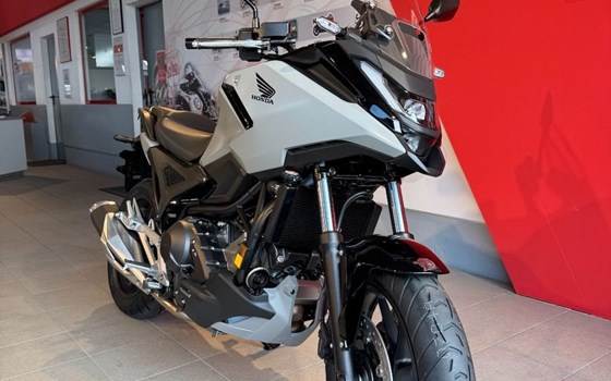 Gebrauchtmotorrad Honda NC750X DCT - Bild 4