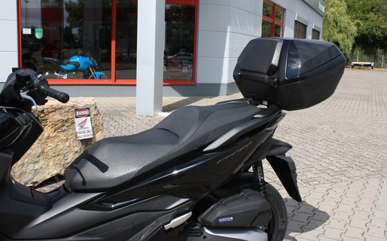 Gebrauchtmotorrad Honda Forza 125 - Bild 12