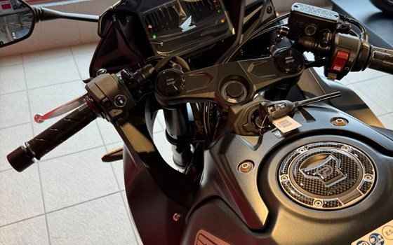 Gebrauchtmotorrad Honda CBR650R E-Clutch - Bild 7
