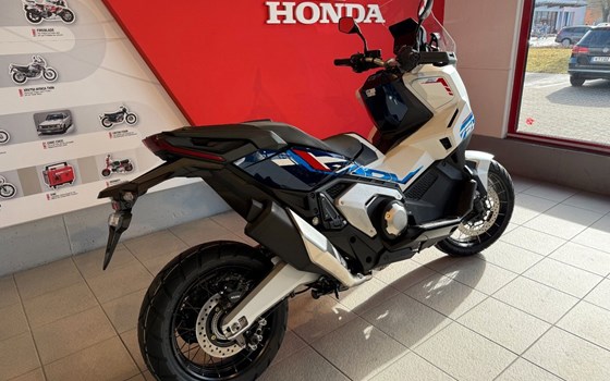 Gebrauchtmotorrad Honda X-ADV Special Edition - Bild 9