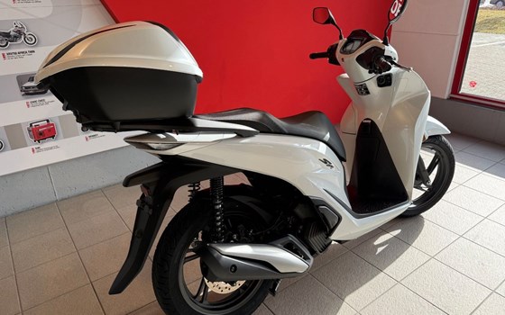 Gebrauchtmotorrad Honda SH125 - Bild 9