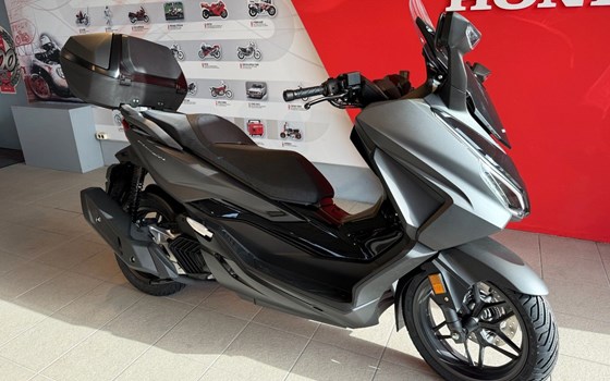 Gebrauchtmotorrad Honda Forza 125 - Bild 8