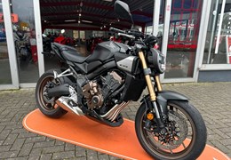 Neumotorrad Honda CB650R E-Clutch