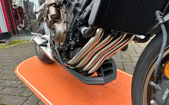 Neufahrzeug Honda CB650R E-Clutch - Bild 3