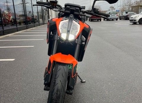 Gebrauchtmotorrad KTM 890 Duke GP - Bild 3